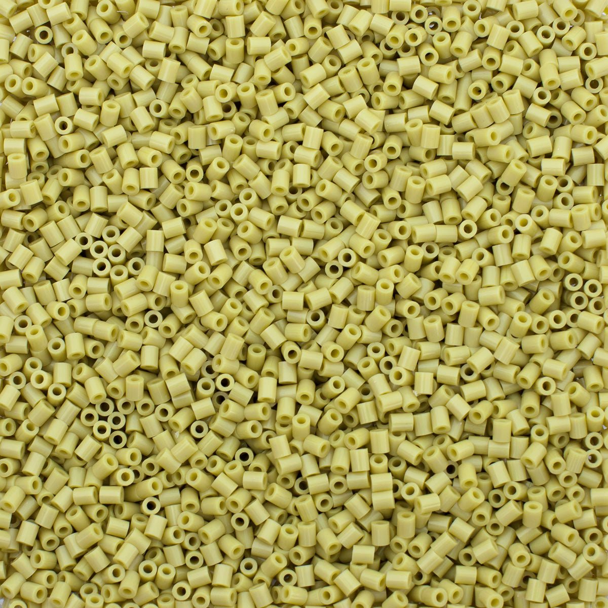 2000 Artkal® MINI C hart 2,6 mm - C108 BEIGE von Spielzeughafen