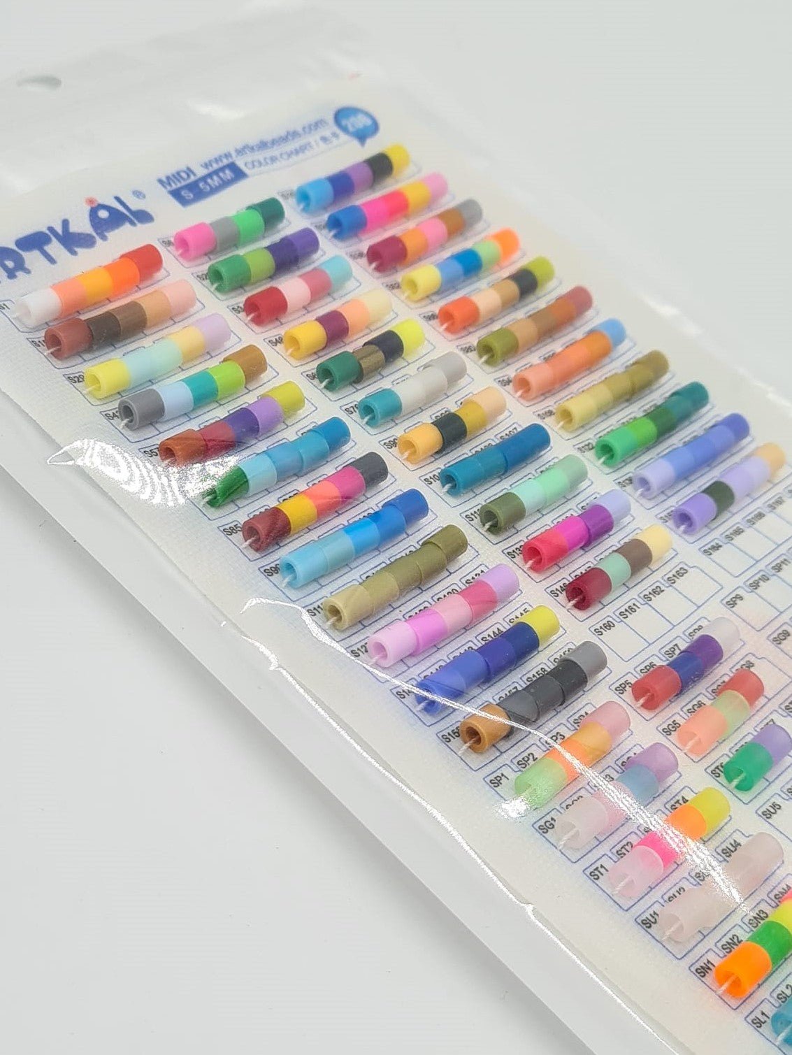 Artkal MIDI Farbkarte – Übersicht für 5,0 mm Bügelperlen von Spielzeughafen