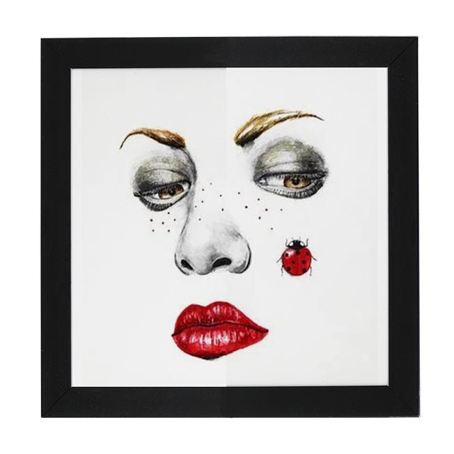 Face with ladybug - Quadratisch von Spielzeughafen