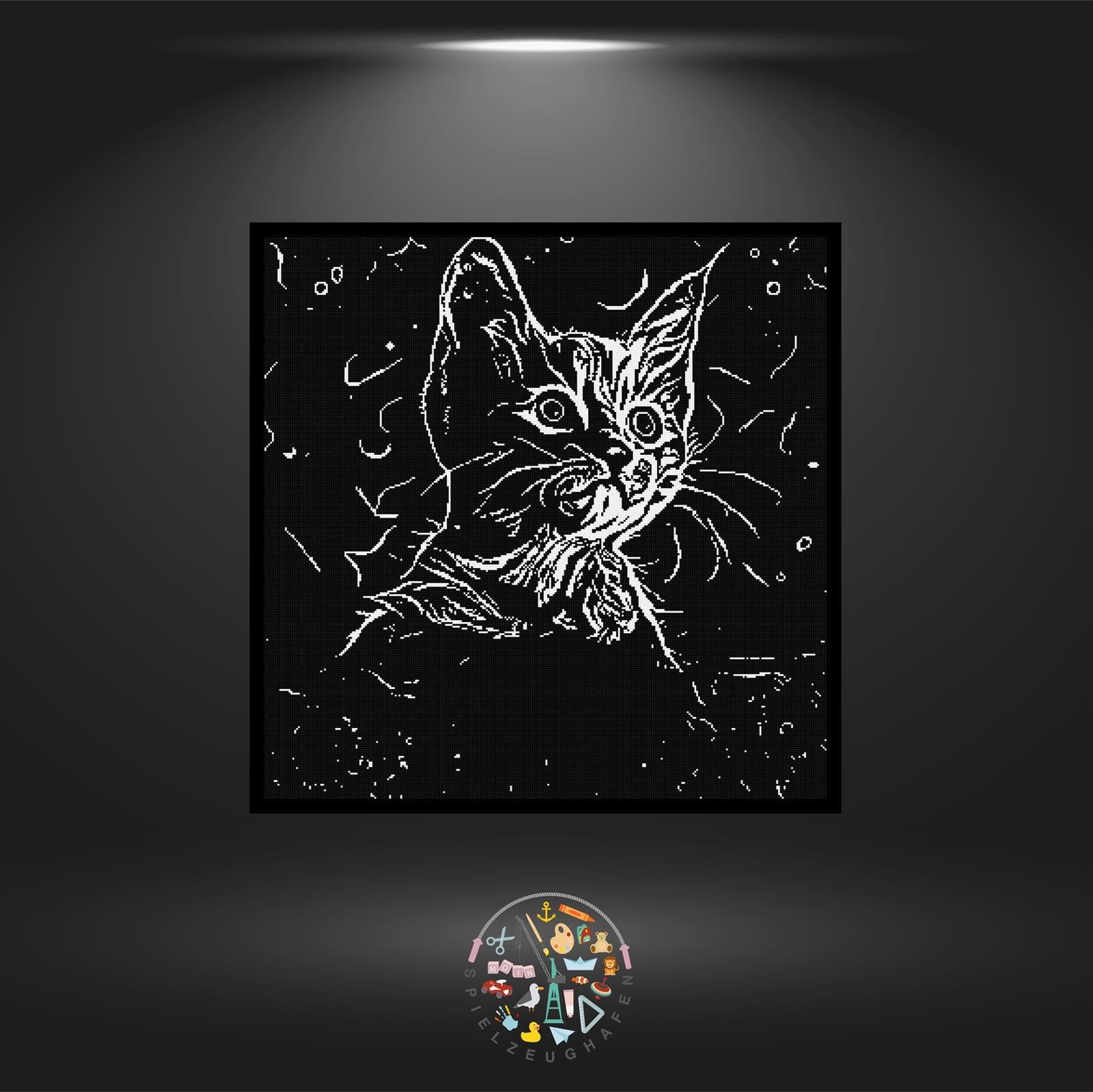 'Katze Snowball' Nachtleuchtend - Quadratisch von Spielzeughafen