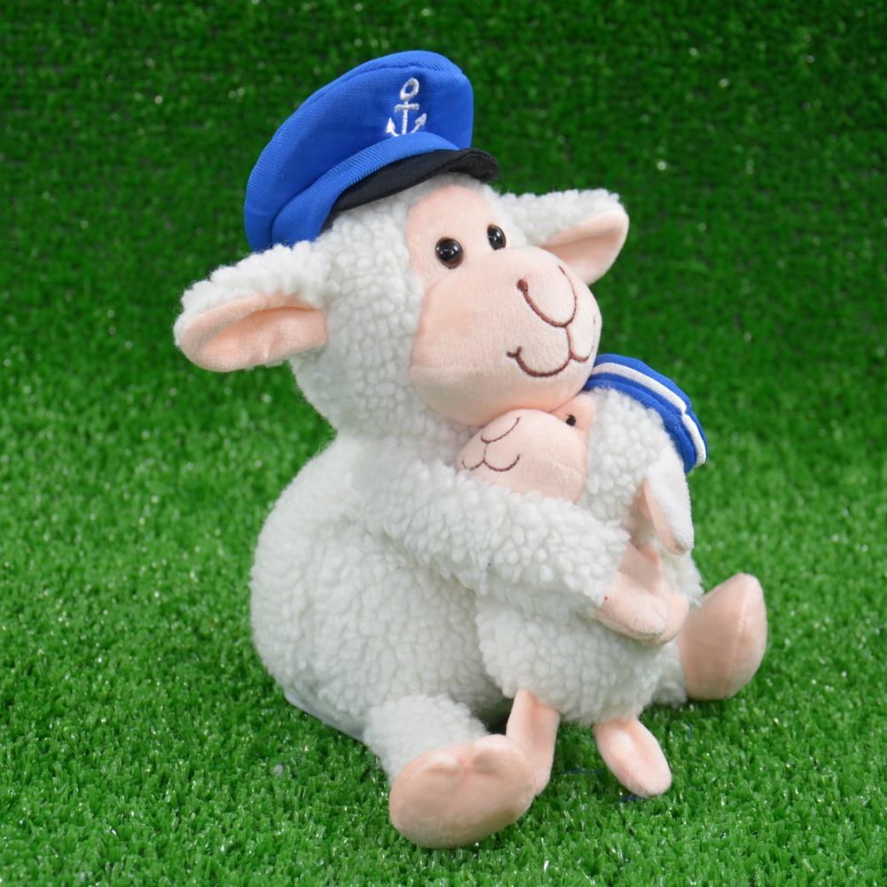 Laber - Schaf "Smilla" mit Baby "Fiete" und Seefahrerhut von Spielzeughafen