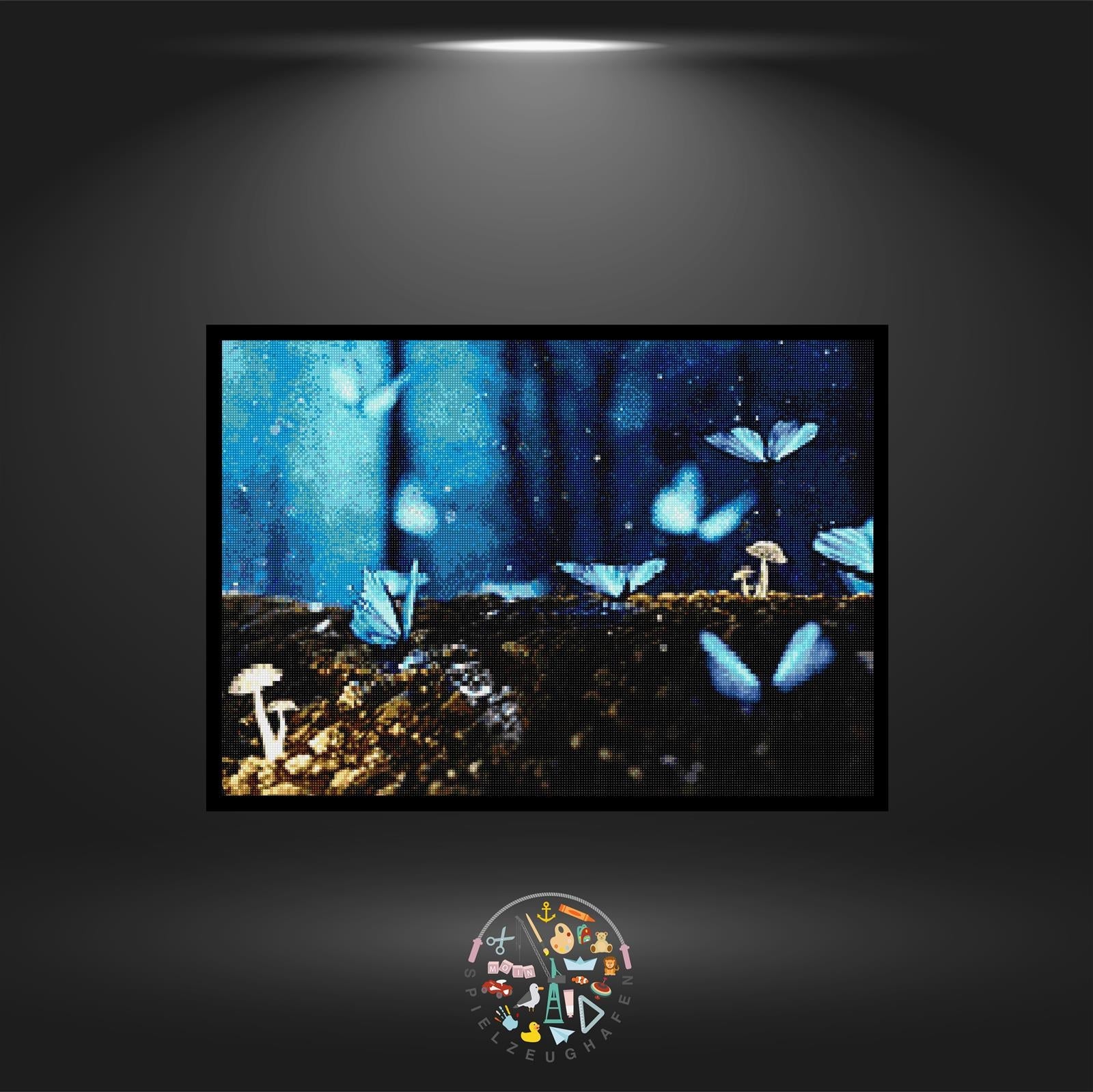 Morphofalter bei Nacht - Quadratisch von Spielzeughafen